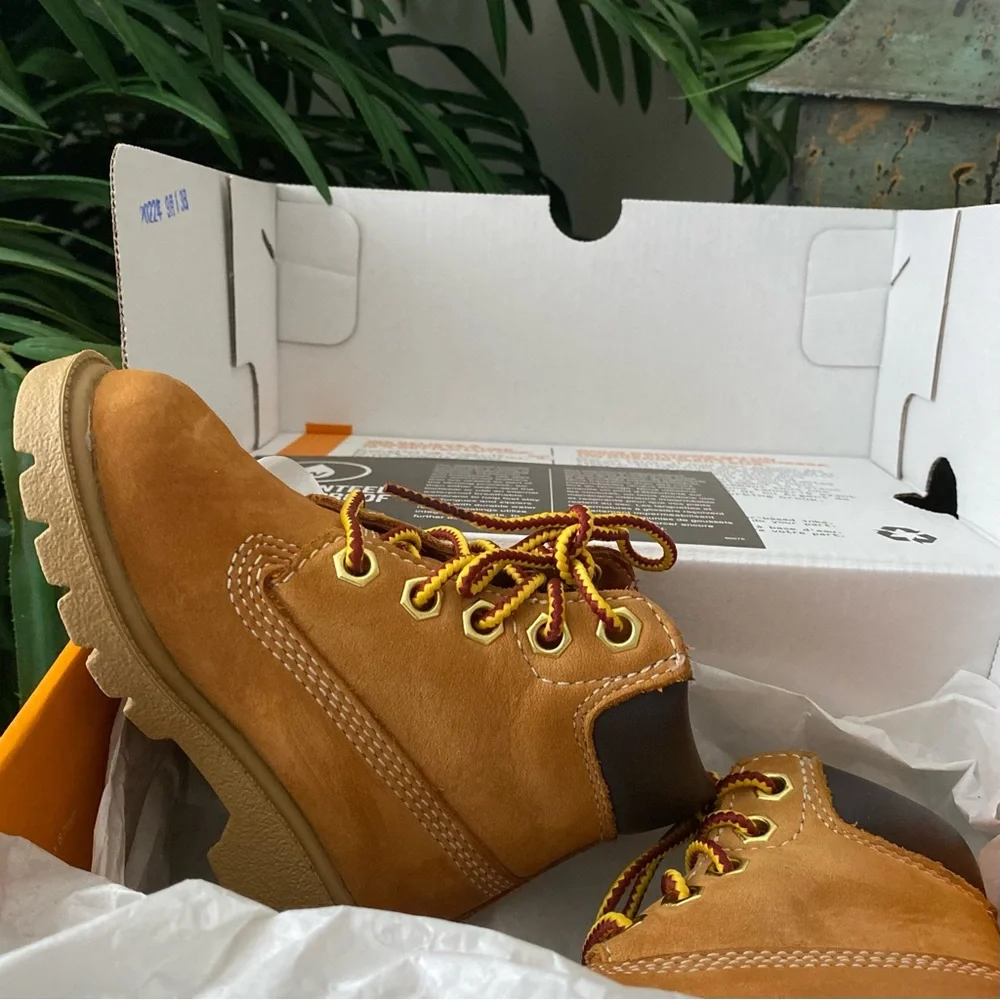 Timberland Classic 6” Waterproof Toddler Size 5 Wheat Nubuck Boot